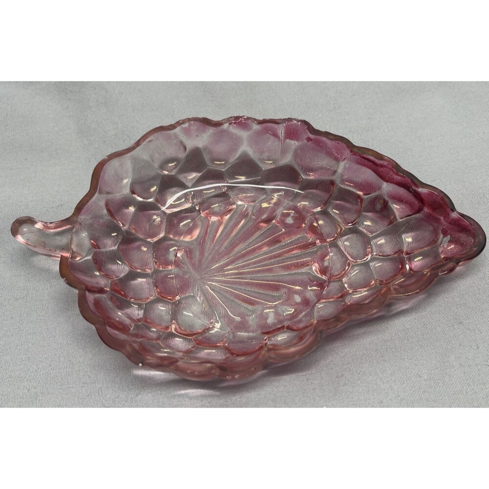Vintage Anchor Hocking Grape Cluster Candy Mint Trinket Dish Translucent Purple